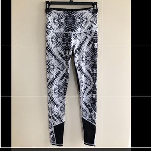 Victoria’s Secret Sport Leggings